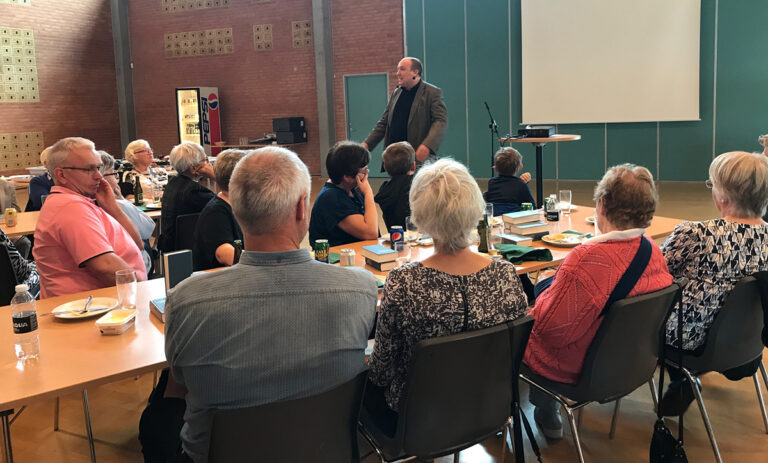 Menighedsmøde med  Luthertema