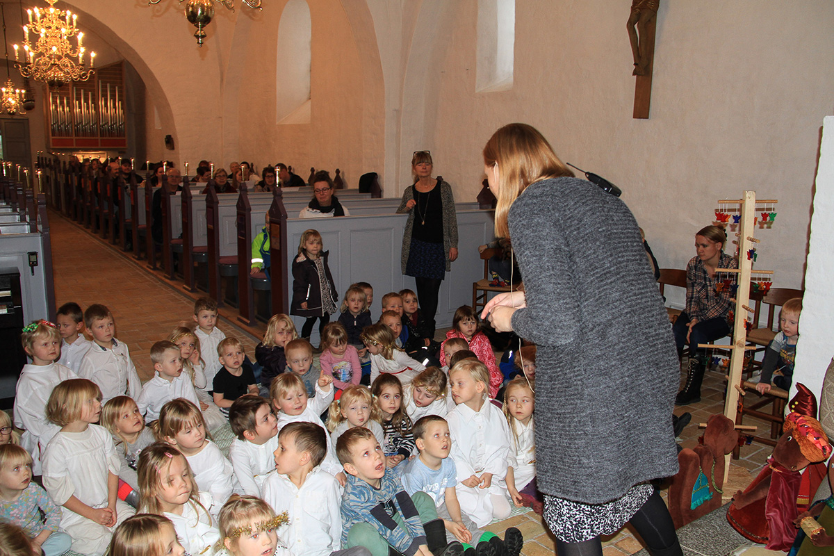 Julegudstjeneste i Skæve kirke Julegudstjeneste i Skæve kirke