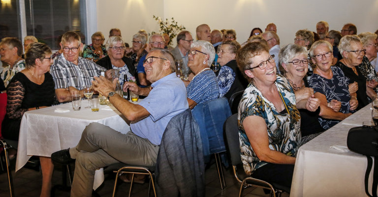 Velbesøgt viseaften på Dybvad Kro
