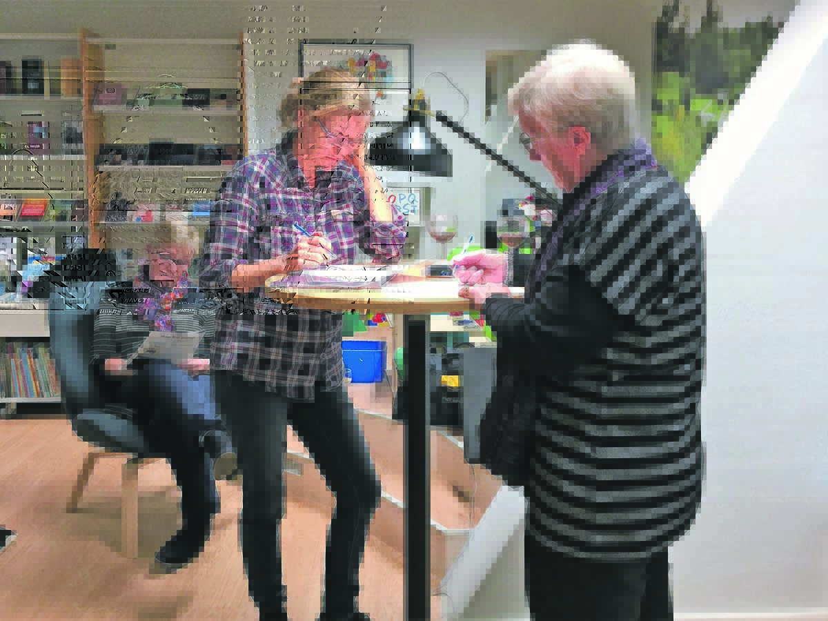 Hyggelig og inspirerende aften på biblioteket Hyggelig og inspirerende aften på biblioteket