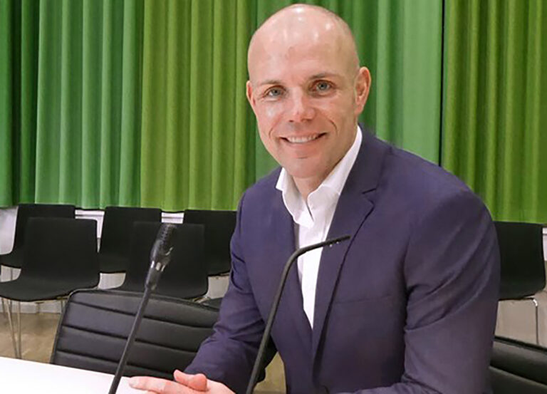 Per Møller i  Netværkscafeen