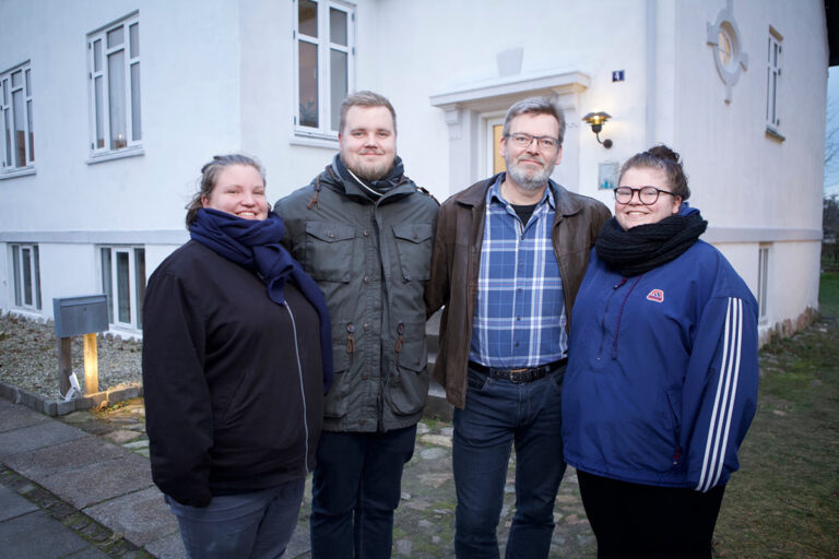 I hus til halsen fra Østervrå