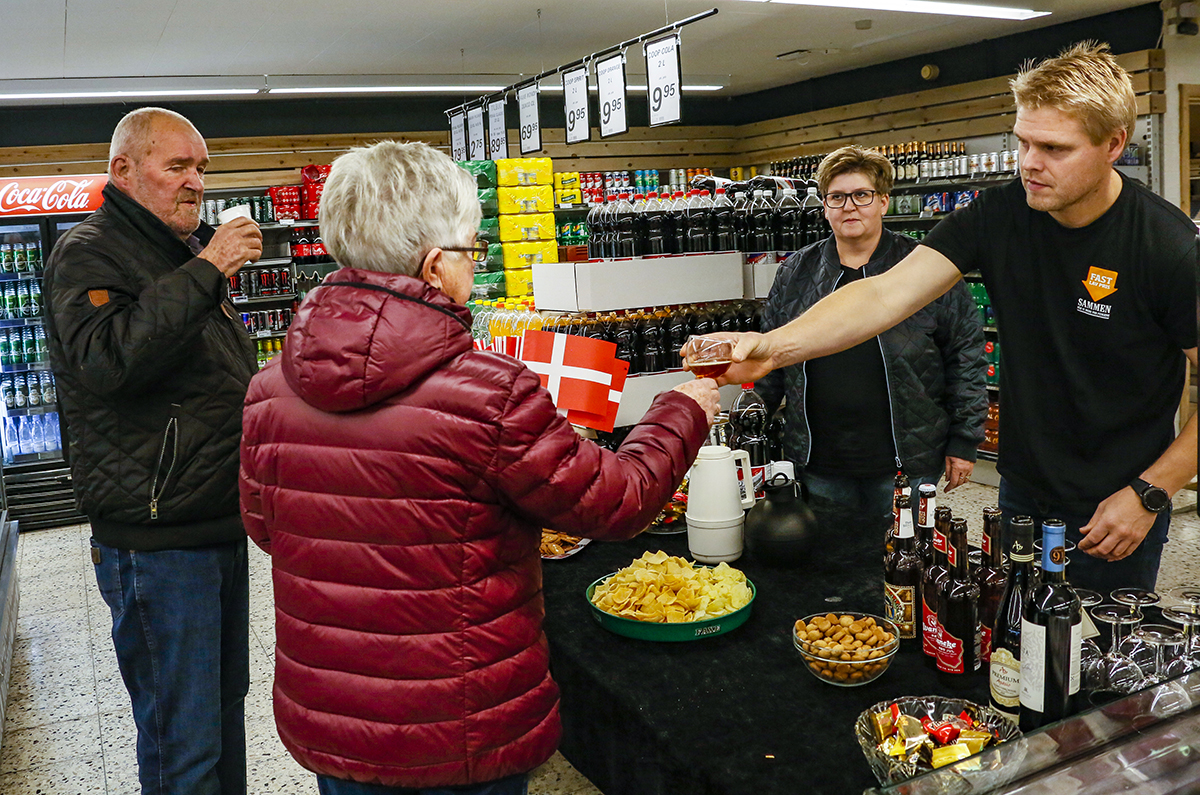 Dagli’ Brugsen i Dybvad markerede 50 års jubilæum på Markedsvej Dagli’ Brugsen i Dybvad markerede 50 års jubilæum på Markedsvej