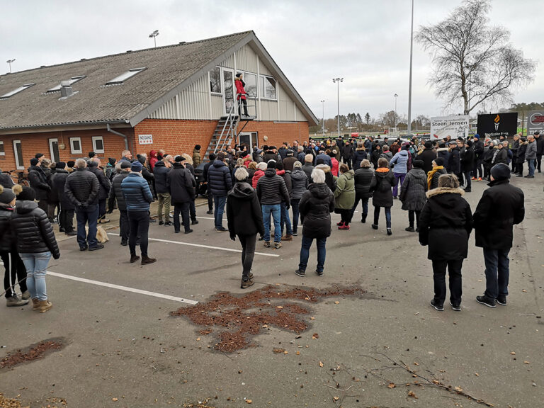 Nytåret markeret med hjertemarch
