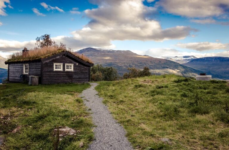 Få fingrene i et skønt sommerhus – gør det til jeres eget