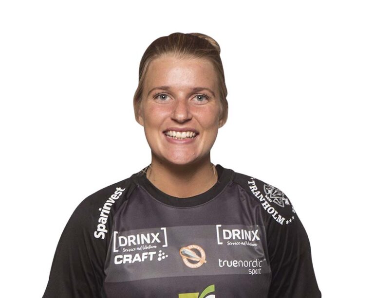 Natasja tager  et år mere