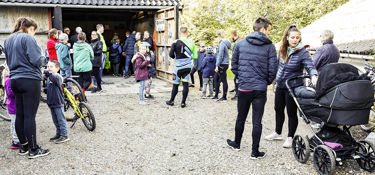 Festdage indledt med høj sol og røde kinder Festdage indledt med høj sol og røde kinder