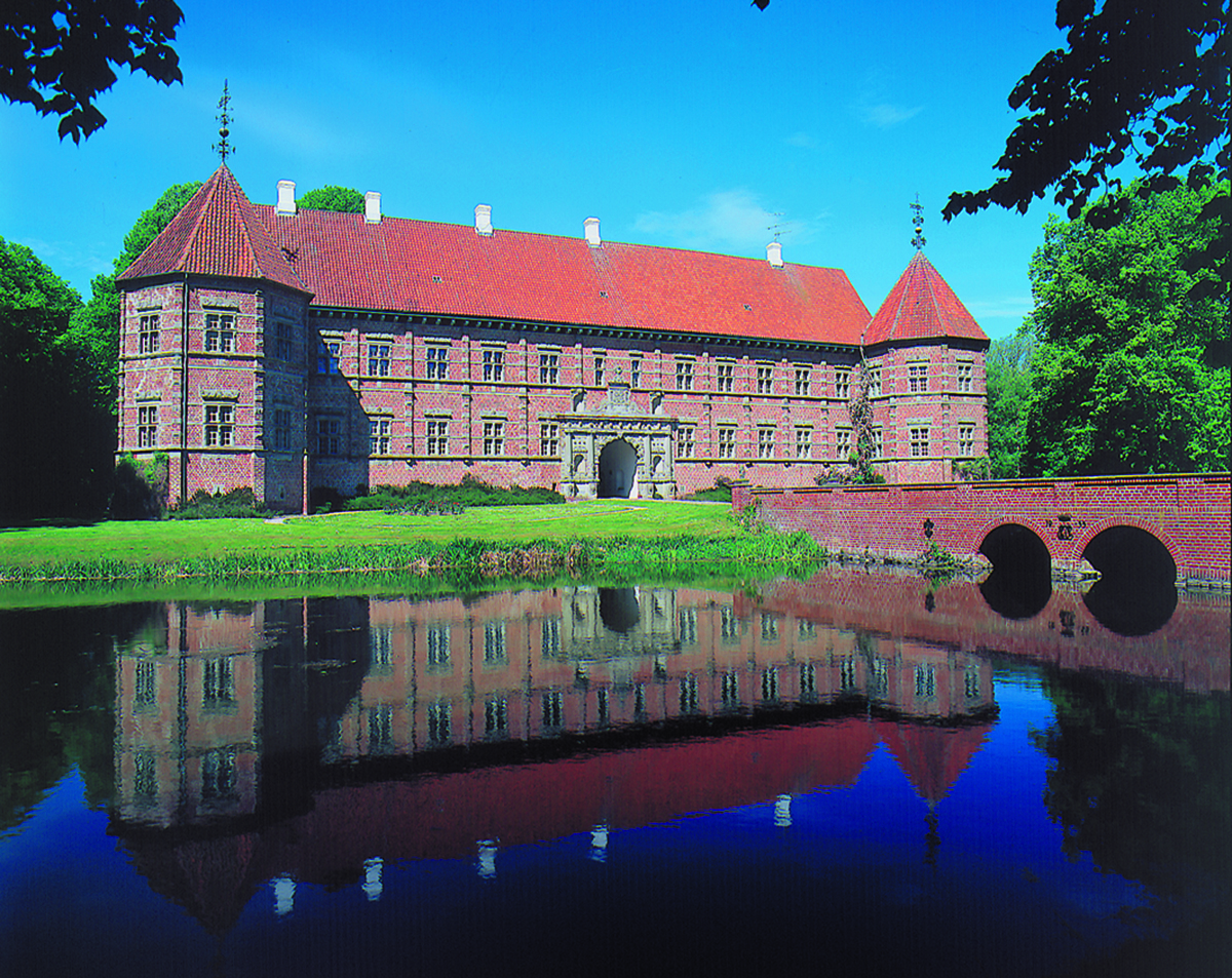 Stuepigen fra Voergaard i Tirsdagstræf Stuepigen fra Voergaard i Tirsdagstræf