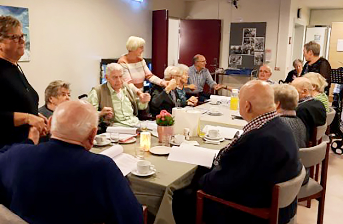 Sangaften fik næsten taget til at lette Sangaften fik næsten taget til at lette