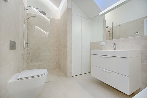 Gode tips og tricks til din næste badeværelsesrenovering Gode tips og tricks til din næste badeværelsesrenovering