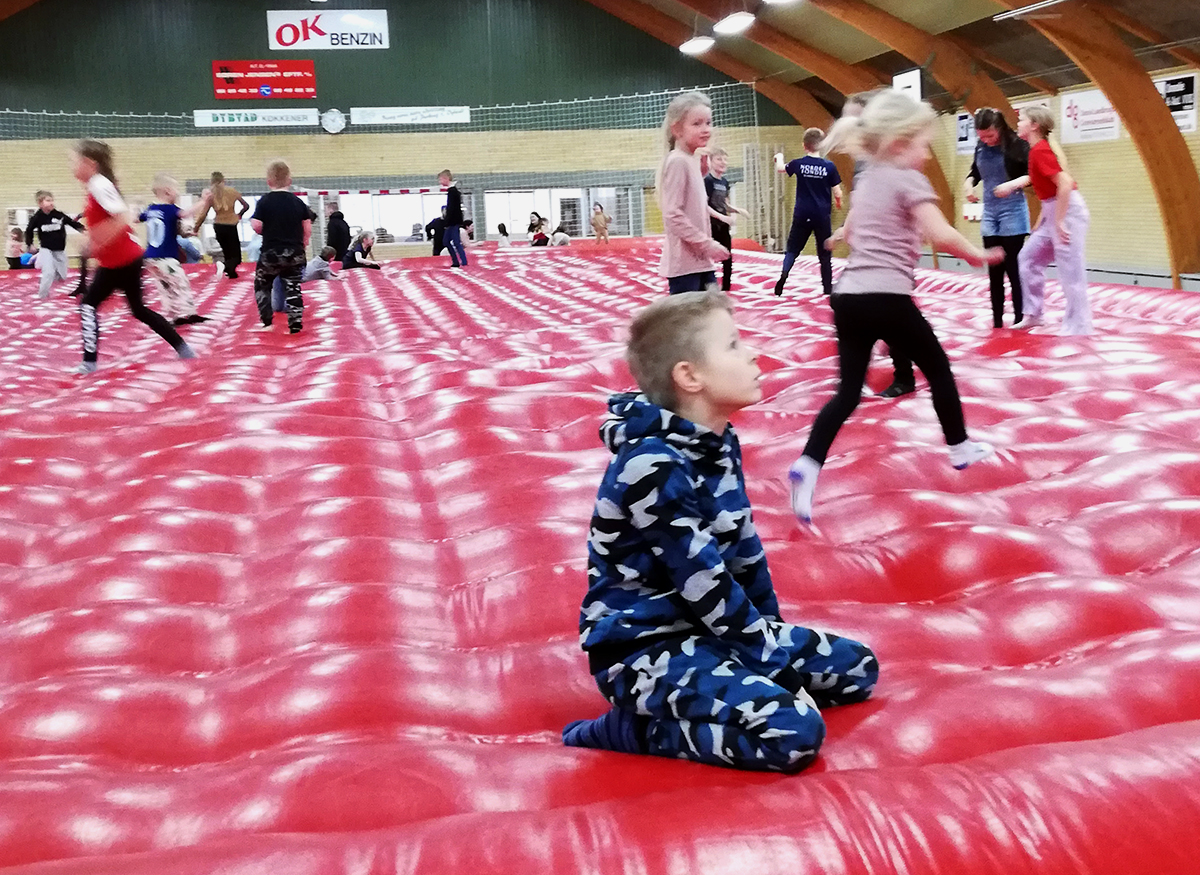 Store hoppedag i Dybvadhallen i vinterferien Store hoppedag i Dybvadhallen i vinterferien