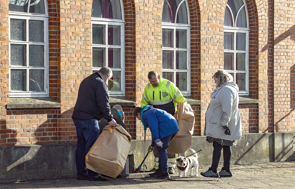 Forårsrengøring i Østervrå Forårsrengøring i Østervrå