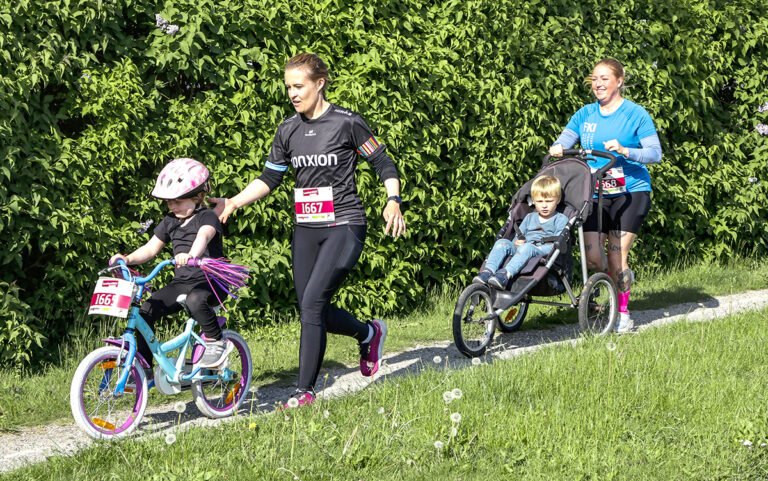 Landsbyløbets tredje etape bevægede 200