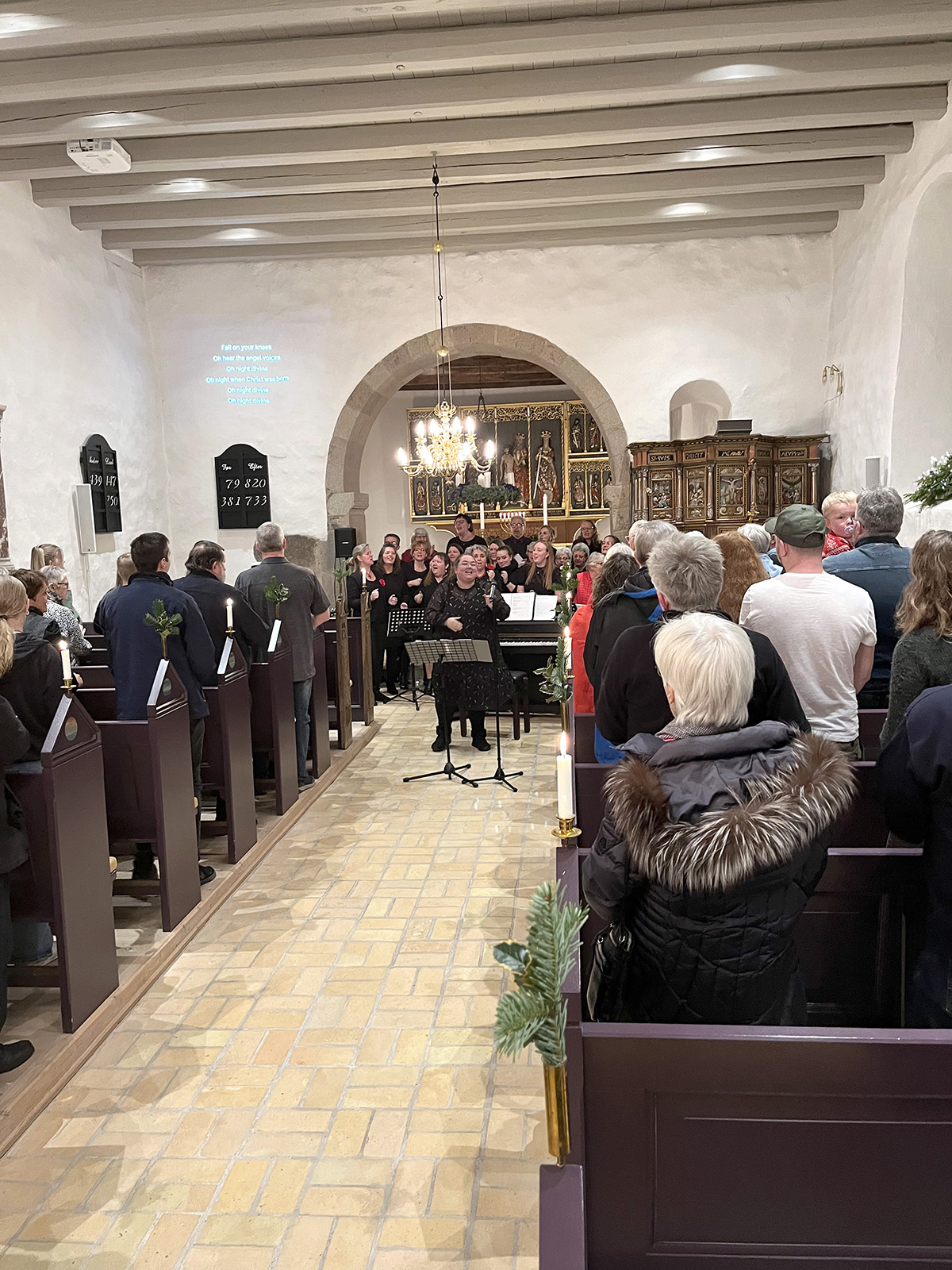 De ni læsninger i Torslev Kirke De ni læsninger i Torslev Kirke