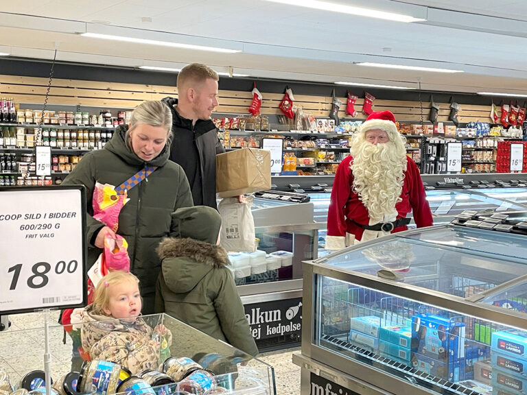Sokkeudlevering hos Dagli’ Brugsen Dybvad