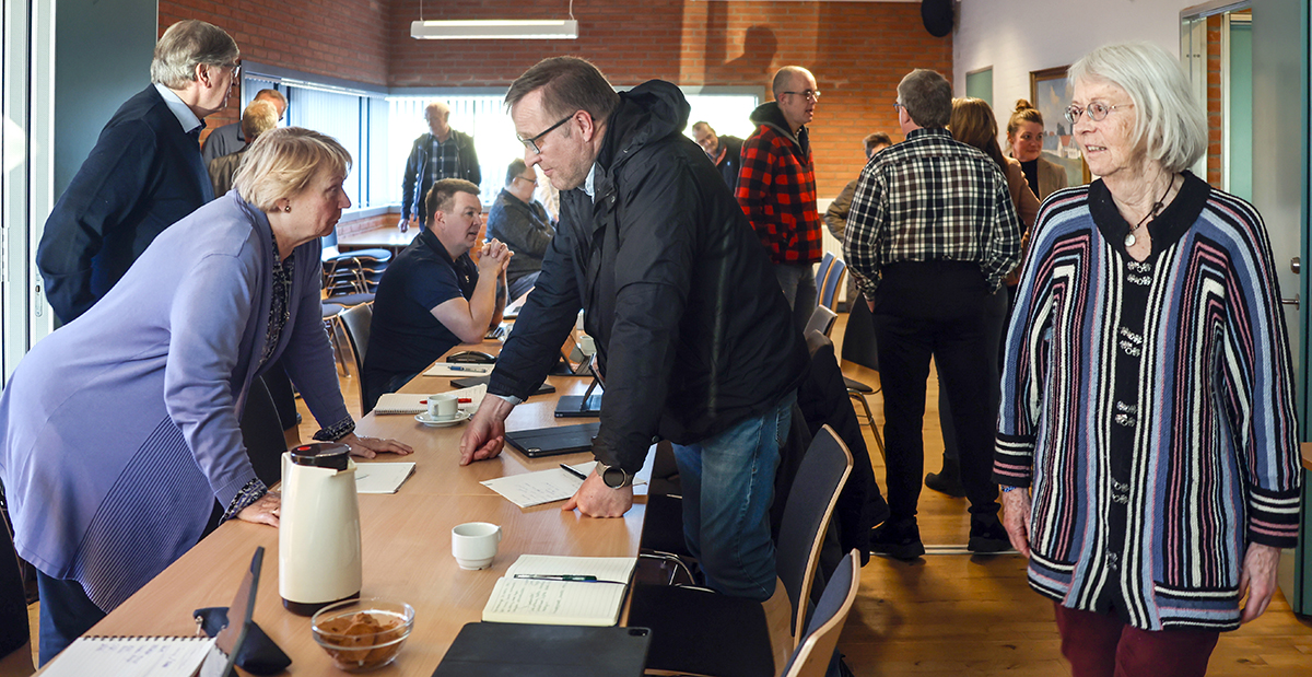 Stor interesse for socialdemokratisk spørgetime i Østervrå Stor interesse for socialdemokratisk spørgetime i Østervrå
