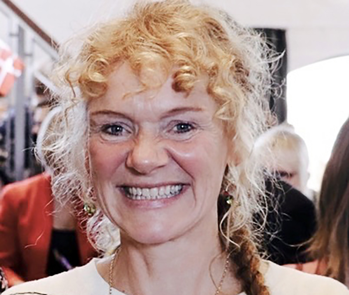 Louise Adrian fortæller om sit liv med fangekoret Louise Adrian fortæller om sit liv med fangekoret