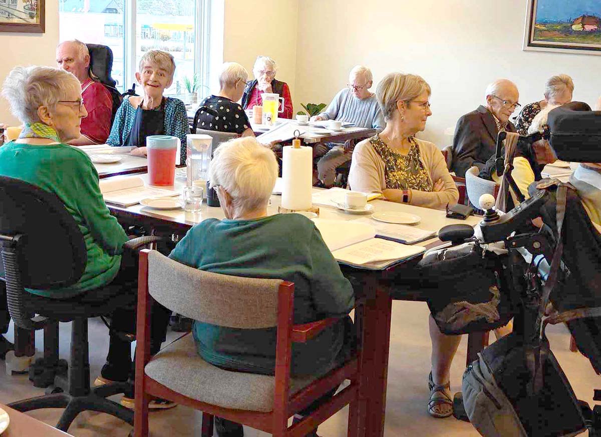 Hyggelig musikalsk aften påØstervrå Ældrecenter Hyggelig musikalsk aften påØstervrå Ældrecenter