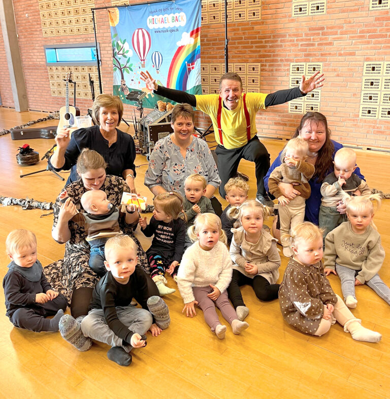 Michael Back skabte magi med musik og sang