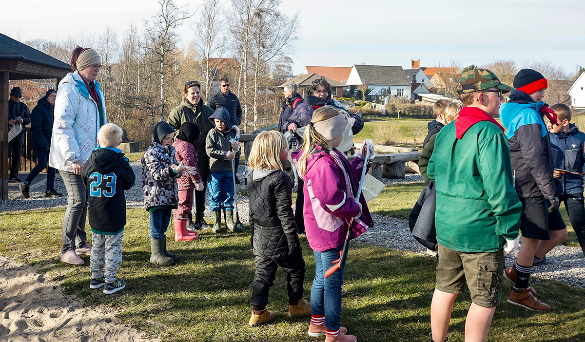 Vil du hjælpe med at gøre byen ren? Vil du hjælpe med at gøre byen ren?