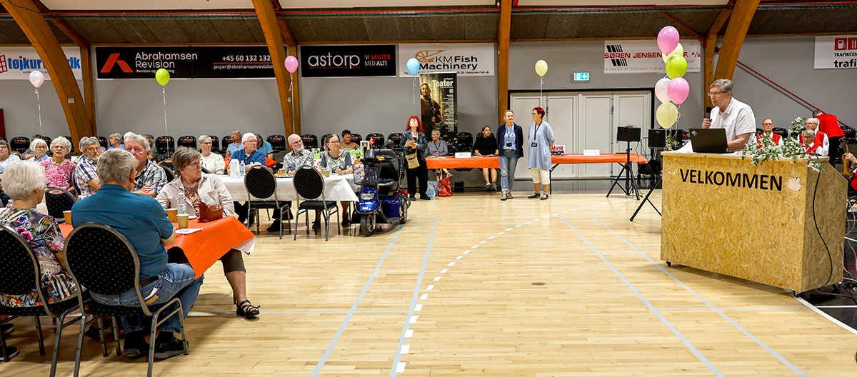 Velbesøgt seniorfest i Syvstenhallen Velbesøgt seniorfest i Syvstenhallen