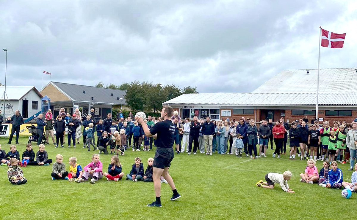 Kæmpe opbakning til ØVI-fodbolds sommerafslutning Kæmpe opbakning til ØVI-fodbolds sommerafslutning