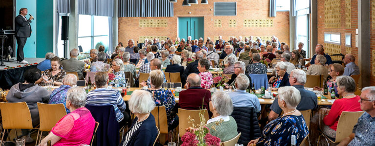 Johnny Hansen skabte jubilæumsstemning hos Østervrå Seniorer