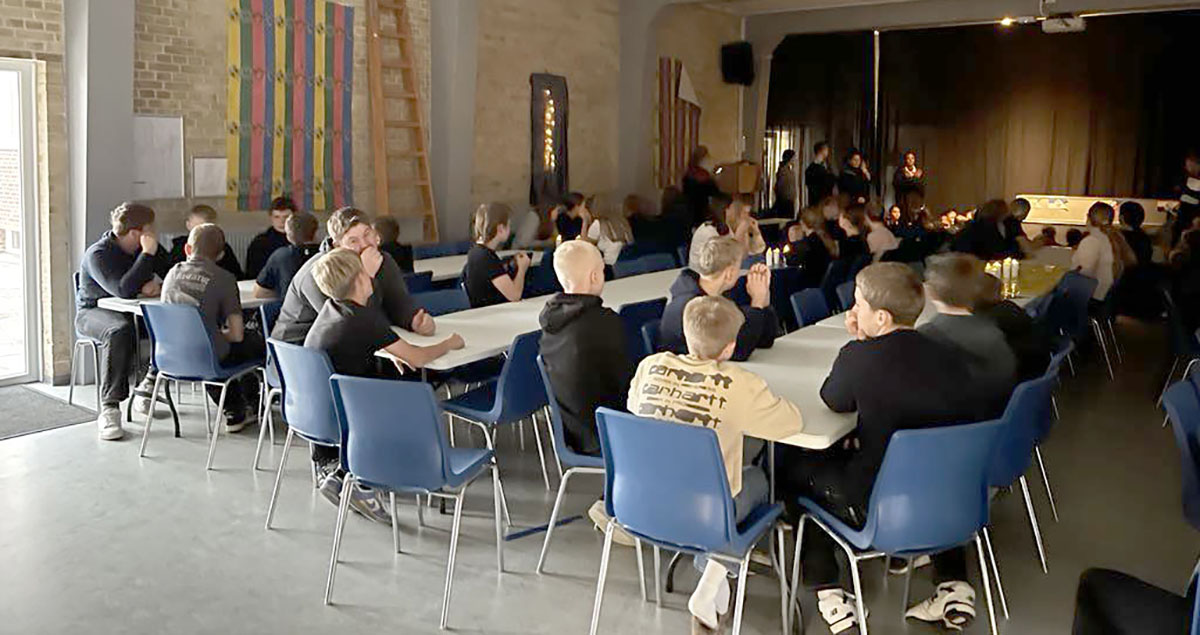 Dybvad skole invaderet af troldmænd og hekse Dybvad skole invaderet af troldmænd og hekse