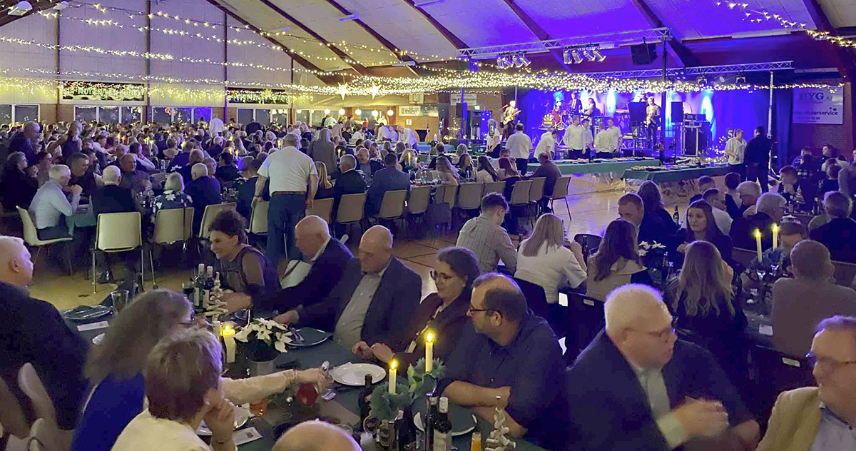 Vellykket julefrokost i Flauenskjold Hallen Vellykket julefrokost i Flauenskjold Hallen