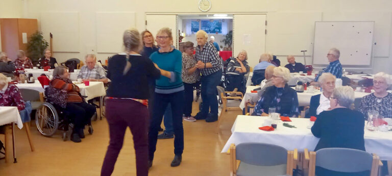 Vellykket julefrokost hos Tårs Seniorer