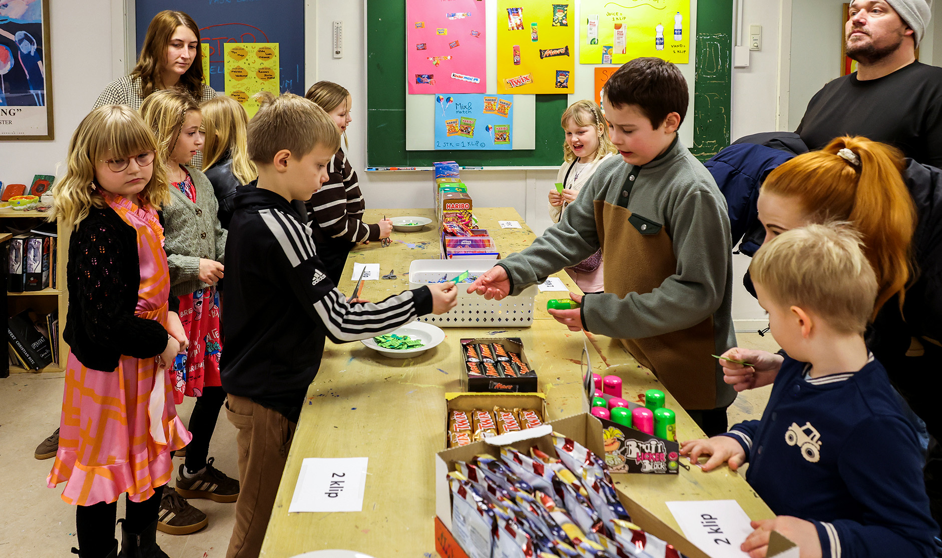 Årets skolefest fik Torslev Skole til at summe af liv Årets skolefest fik Torslev Skole til at summe af liv