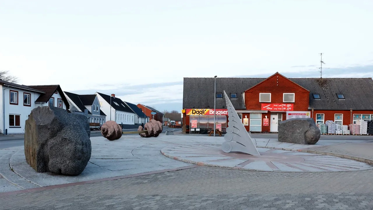 Soltorvet i Lendum har brug for din støtte Soltorvet i Lendum har brug for din støtte