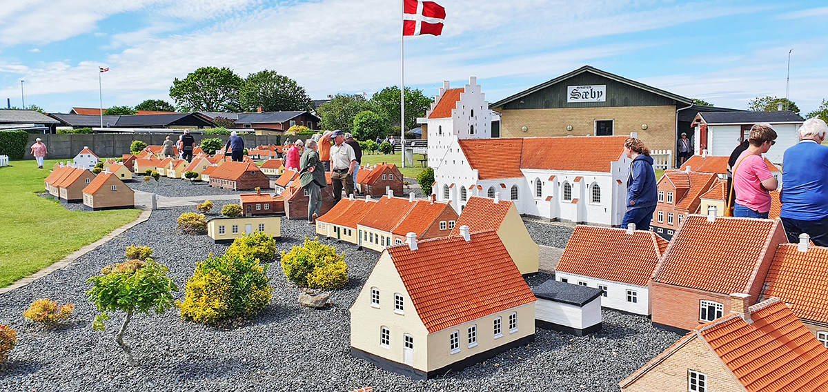 Østervrå Seniorer på oplevelsestur Østervrå Seniorer på oplevelsestur