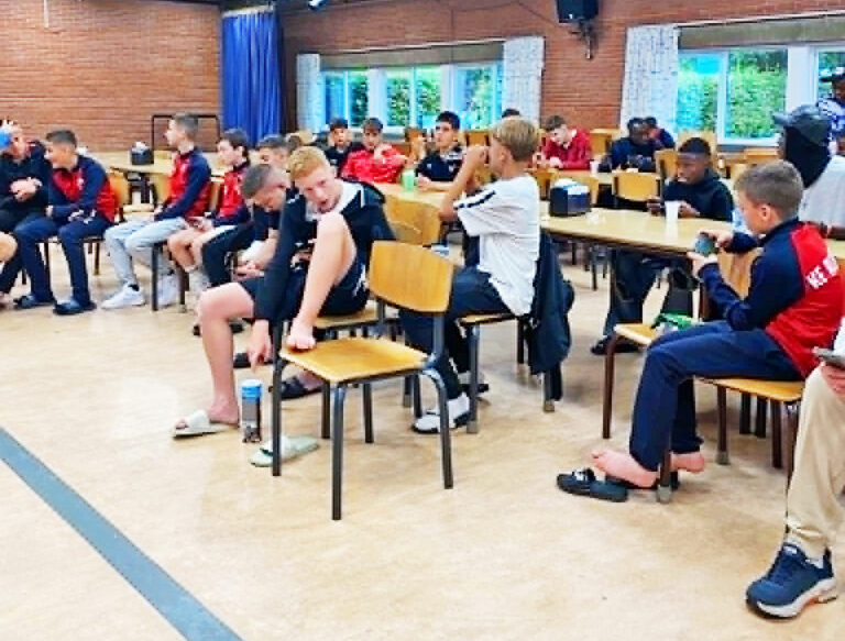 Dana Cup-spillerne er kommet til Tårs