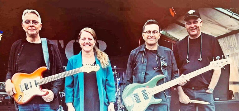 TØT City Band klarer musik­glæde i sommerlandet